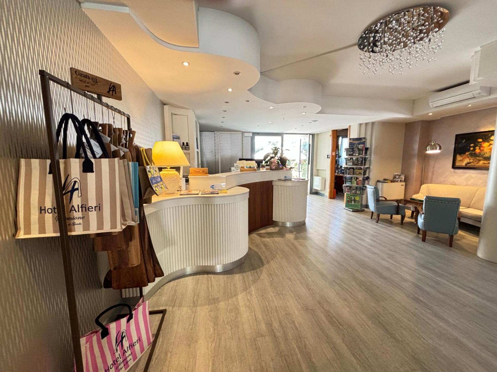 Hotel Alfieri Sirmione Dış mekan fotoğraf