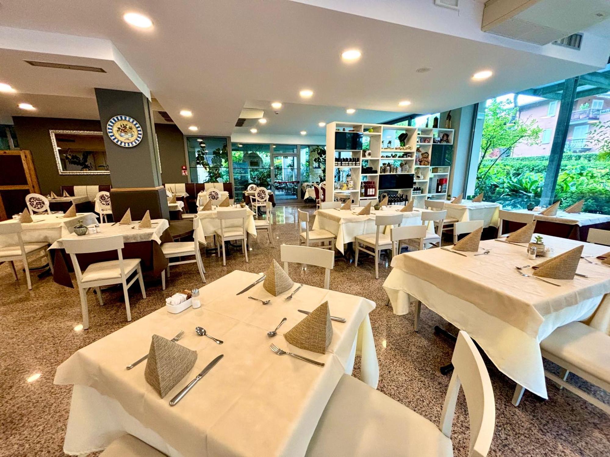 Hotel Alfieri Sirmione Dış mekan fotoğraf